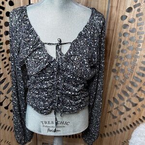 Blue B Women's Black Patterned Blouse